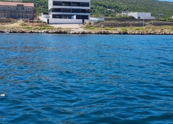 Apartamento Luxury Adria With Private Pool And Sea View