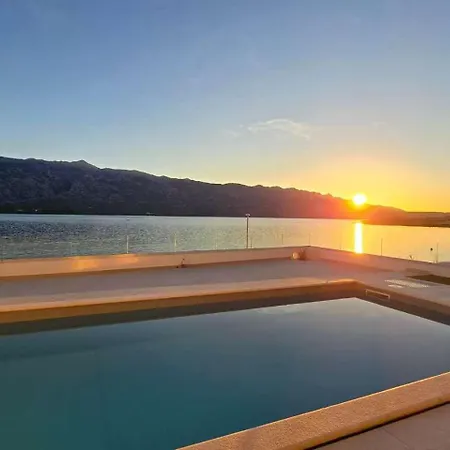 Διαμέρισμα Luxury Adria With Private Pool And Sea View Vinjerac