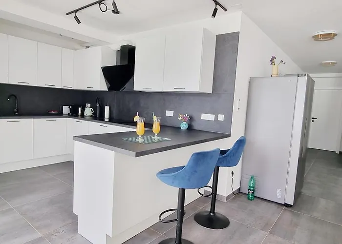 Luxury Adria With Private Pool And Sea View Appartement Vinjerac