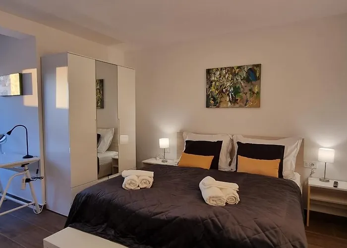 Luxury Adria With Private Pool And Sea View Appartement Vinjerac